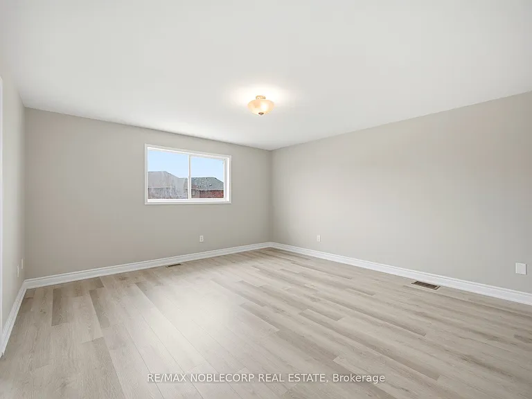22 Gold Hill Rd #UPPER — Photo 24
