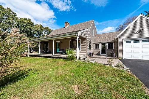 131 Hemlock Dr Photo 1
