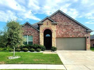 3711 Stampede Dr, Sachse, TX 75048