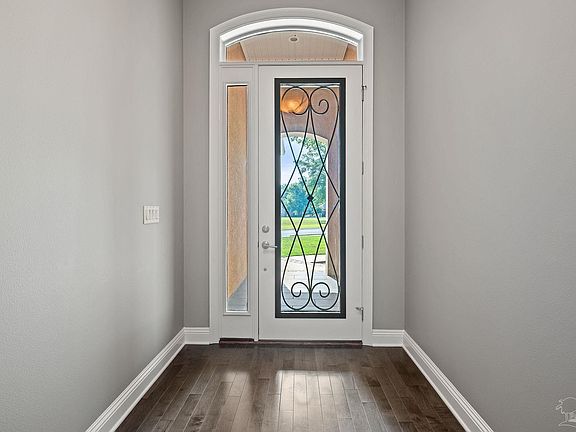 4th image of 8861 Marsh Elder Dr