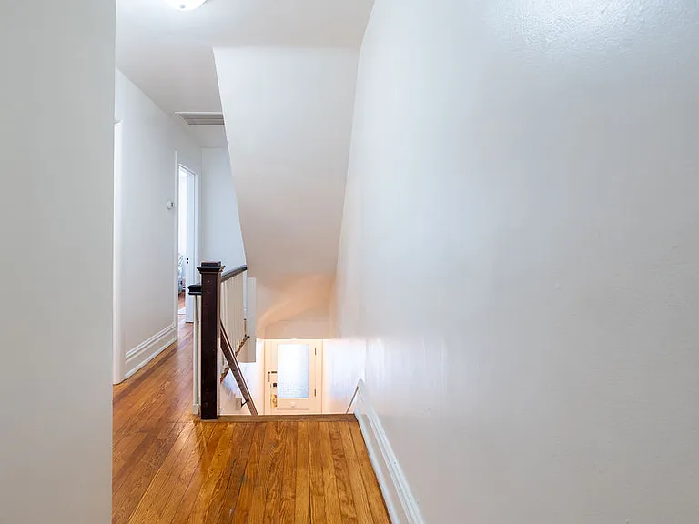 315 Frederick St #B — Photo 10