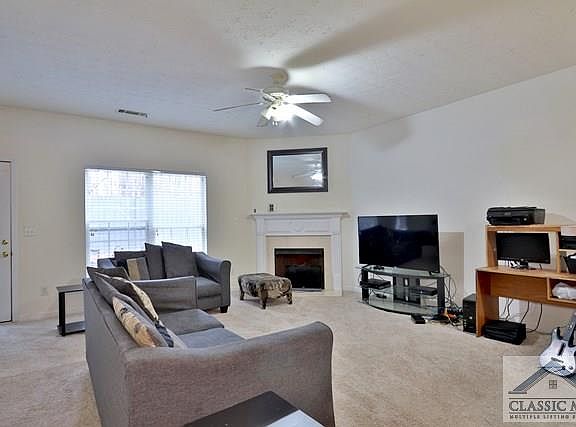 4th image of 1273 Birkhall Dr