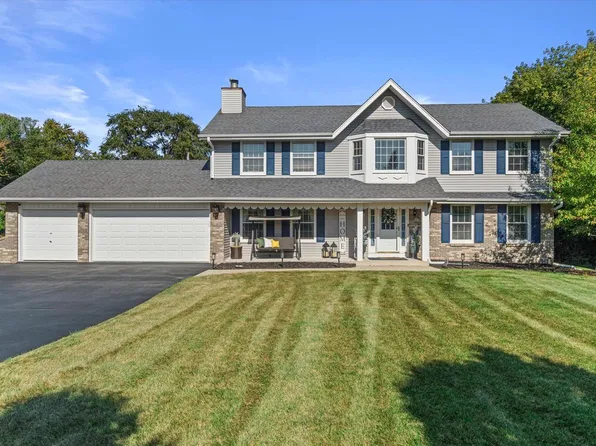 9280 North Port Washington ROAD, Bayside, WI 53217