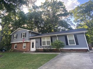 609 SE Maynard Rd, Cary, NC 27511