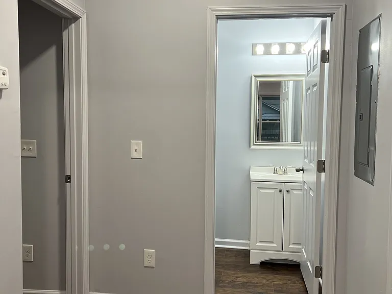 1519 Olympian Way SW #A — Photo 9