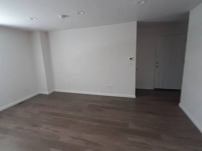 104 E Main St #102A — Photo 2