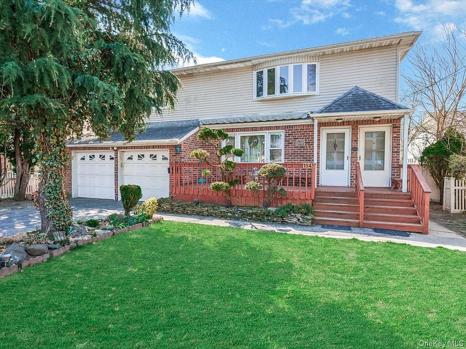 1st image of 1543 Sweetman Avenue