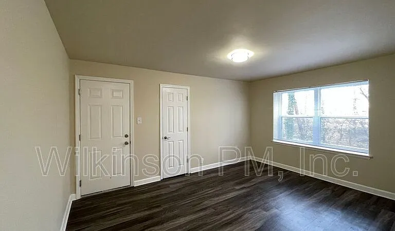 313 2nd Ave #203 — Photo 5
