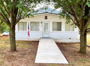 308 S Maple St, Galena, MO 65656
