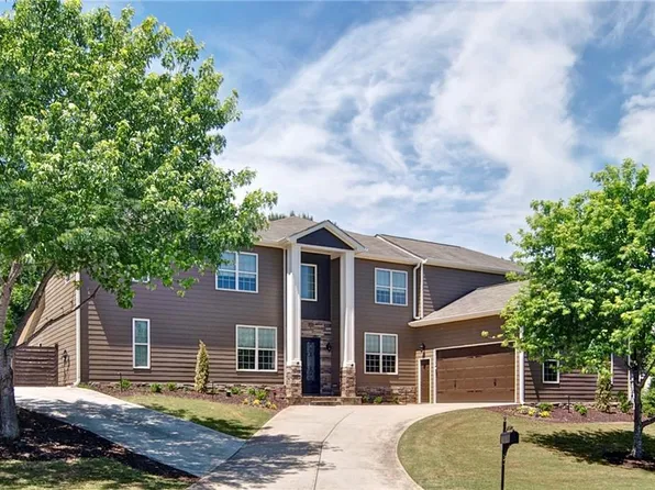232 Waters Lake Dr, Woodstock, GA 30188