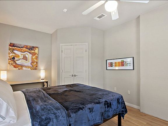 3rd image of 2517 Pearl St #312
