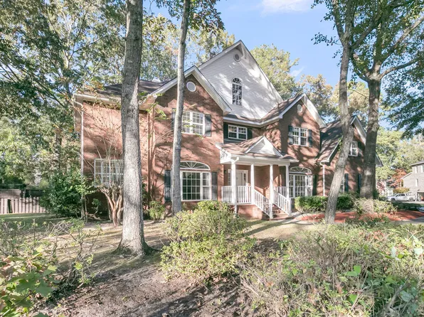 4201 Meadowbrook Ct, North Charleston, SC 29420