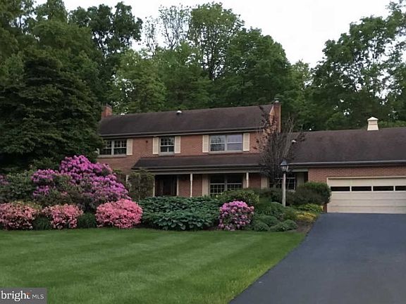 2nd image of 155 White Oak Dr