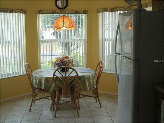 4th image of 419 Sea Willow Dr