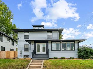 1303 W 4th St, Waterloo, IA 50702
