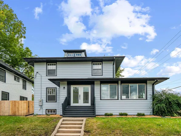 1303 W 4th St, Waterloo, IA 50702