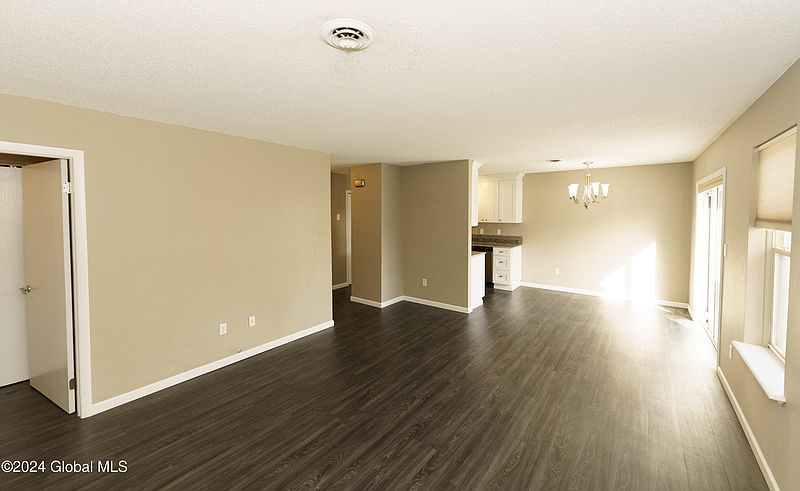 5th image of 1603 Cambridge Manor Drive