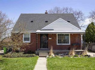 25844 Waldorf St, Roseville, MI