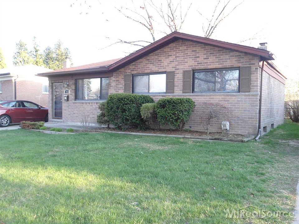 1st image of 22520 Euclid St