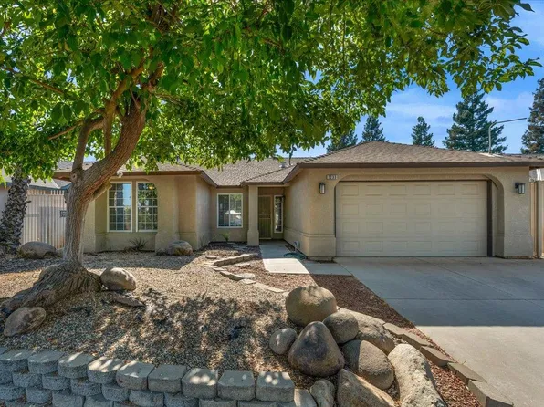 7233 N Thorne Ave, Fresno, CA 93650