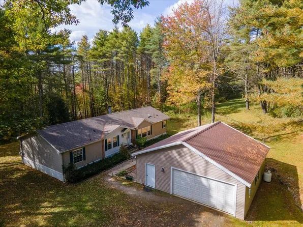 32 Pound Hill Road, Union, ME 04862