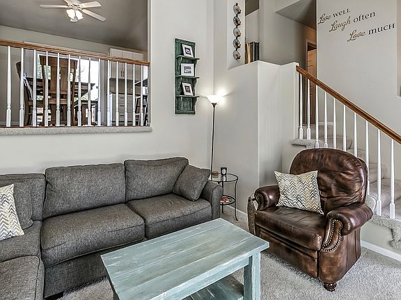 5th image of 808 Clearwater Dr