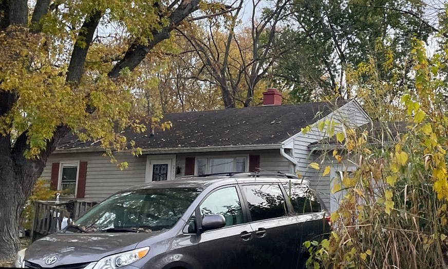 1st image of 2111 Spencer Ln