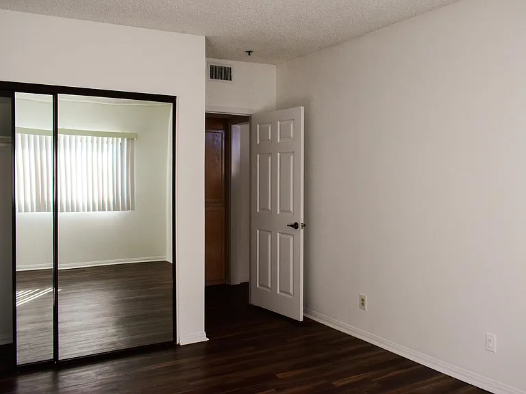 Additional bedroom