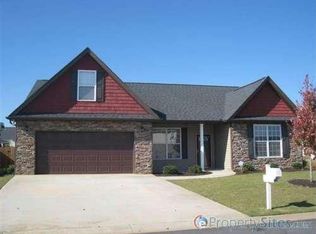 104 Bascom Ct, Greer, SC 29650