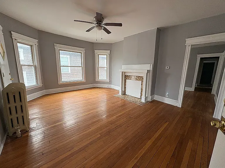 367-69 Furman St #2 — Photo 2