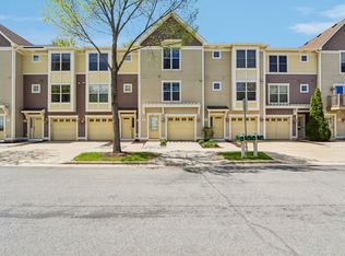 6007 Big Dipper Dr, Madison, WI 53718