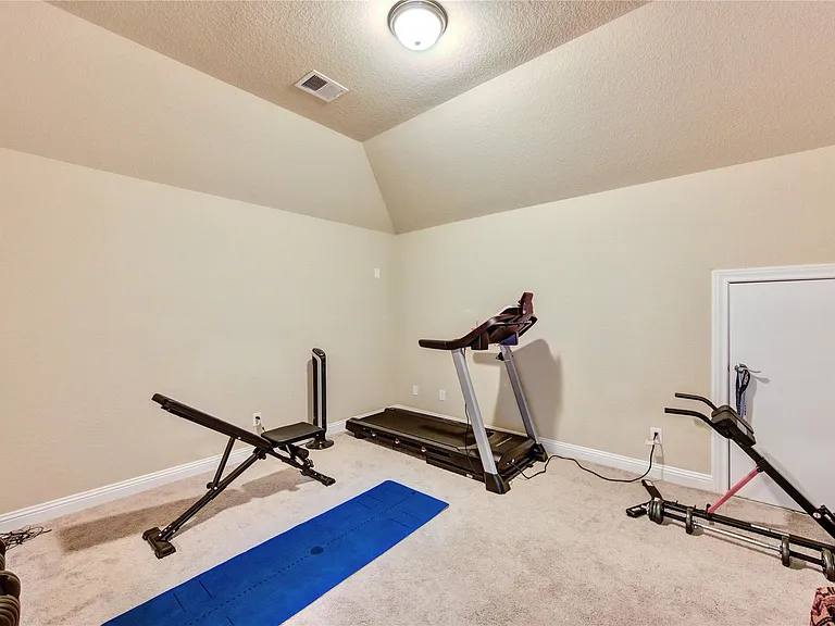 2415 Flowering Brook Ln — Photo 33