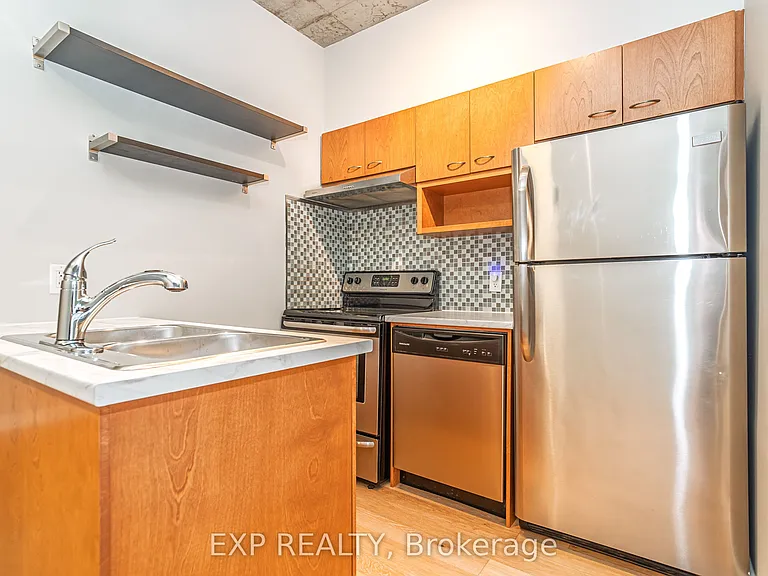 179 George St #505 — Photo 5