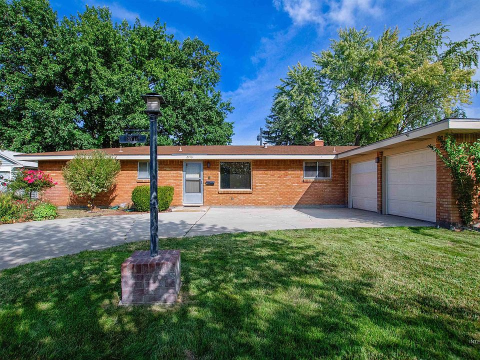 1st image of 2716 N Redway Rd