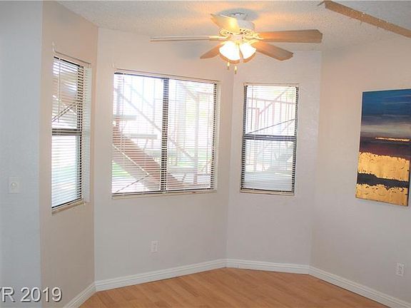 4th image of 701 Rock Springs Dr APT 101