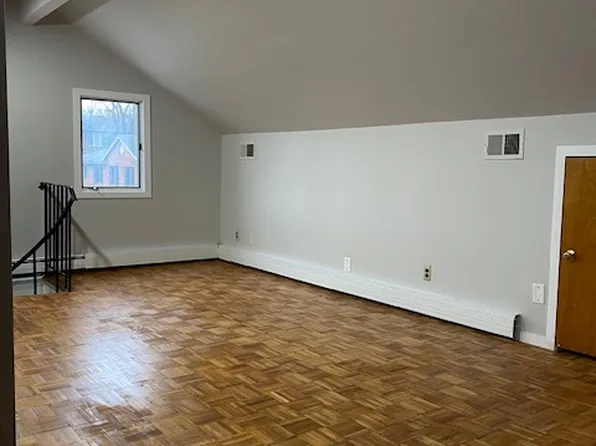 233 Myrtle Avenue image 24 of 34