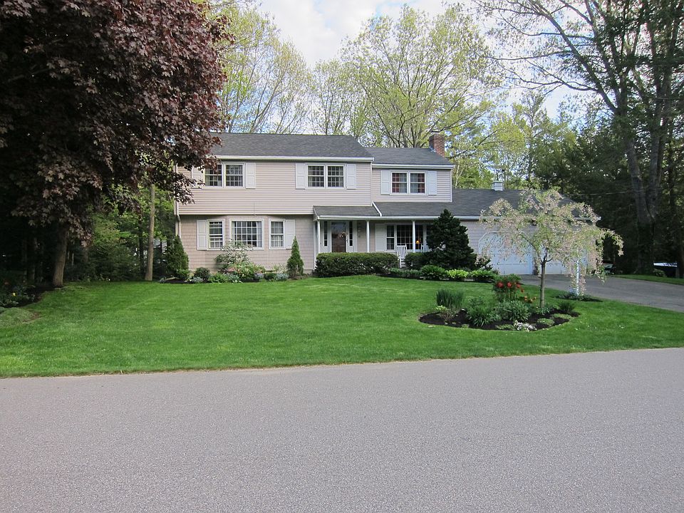 1st image of 40 Langdale Dr