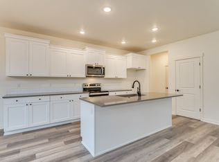 13708 NE 102nd St, Vancouver, WA 98682