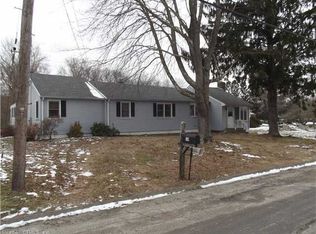 21 Michael Ln, Ledyard, CT 06339