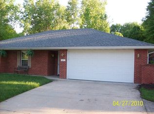 4622 W Gillespie Bridge Rd, Columbia, MO 65203