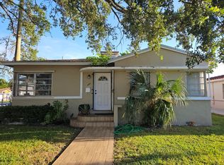 6445 SW 6th St, Miami, FL 33144