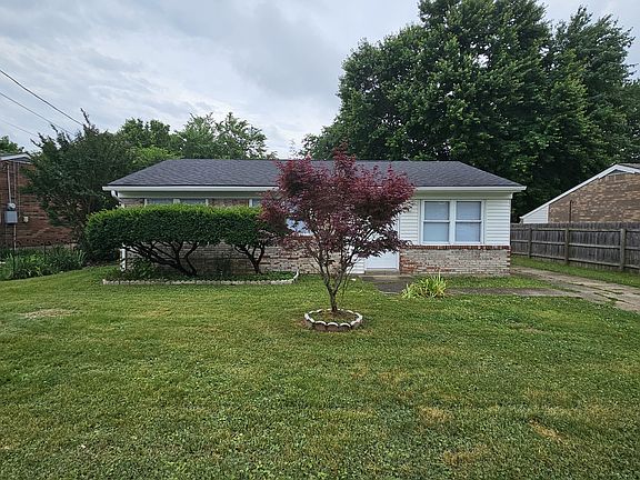3rd image of 9420 Chambers Way