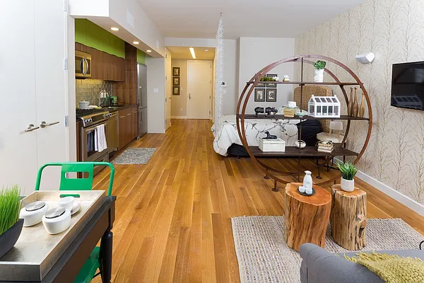 Rented by Halcyon Management Group LLC | media 44