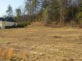 166 N Crab Meadow Dr, Hendersonville, NC 28739