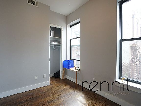 3rd image of 160 Quincy St #2B