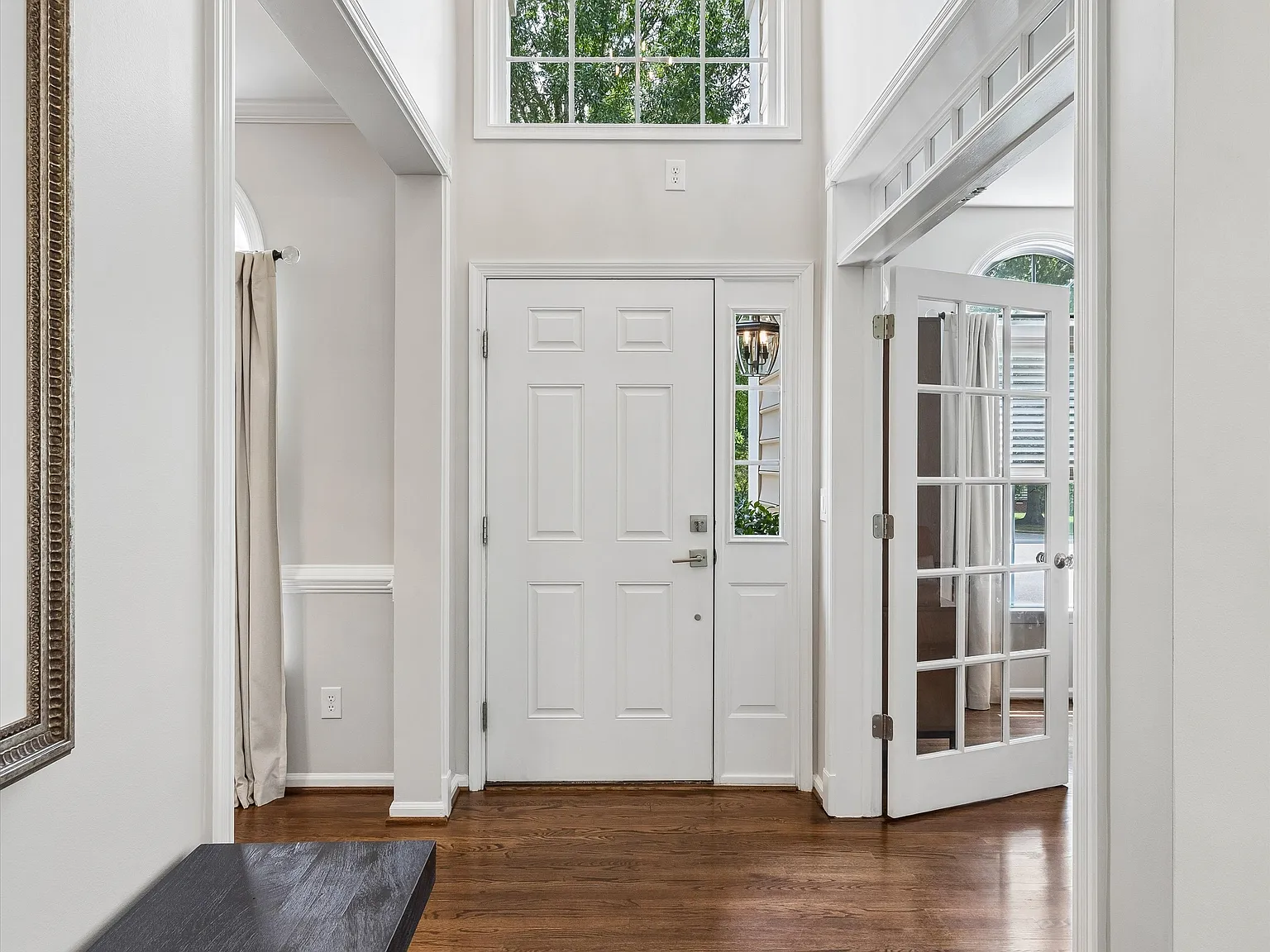 5 bed, 2680 sqft, $3,295 — Photo 3