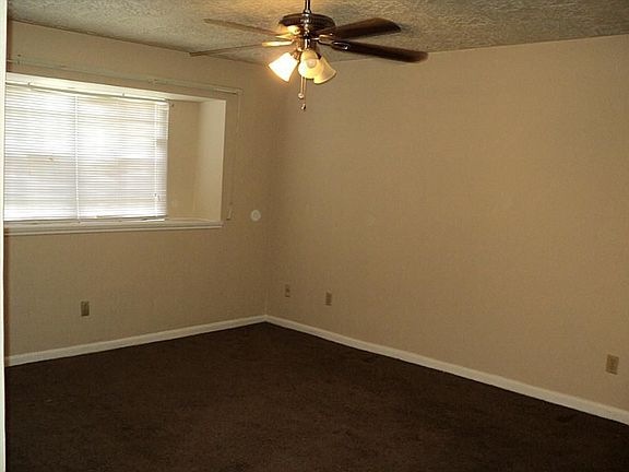 3rd image of 16326 Quail Place Dr