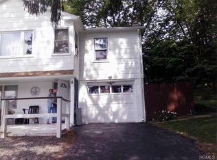 8 Mountain Park Rd, Monroe, NY 10950