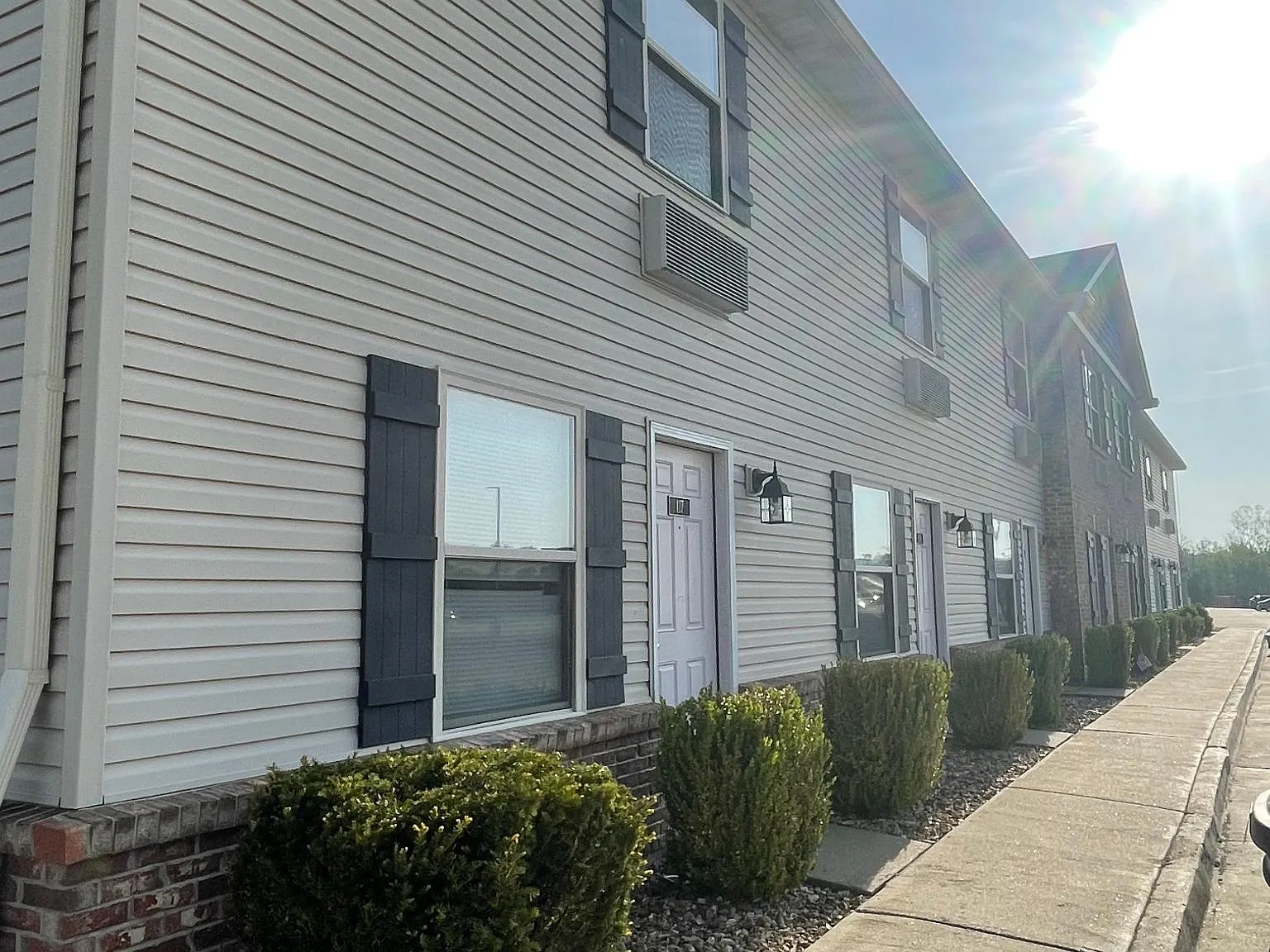 1 bed, 750 sqft, $800 — Photo 1
