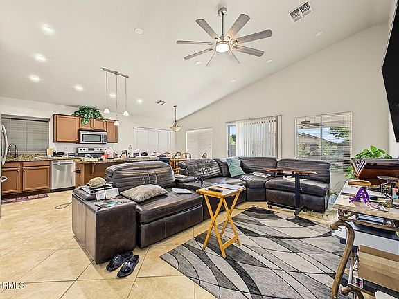 4th image of 6403 W LARIAT Lane